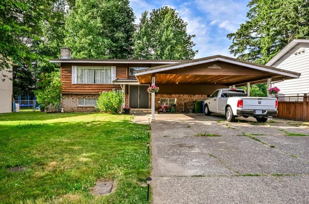 34487 PEARL AVENUE, Abbotsford, BC — Residential for Sale - Main Photo
