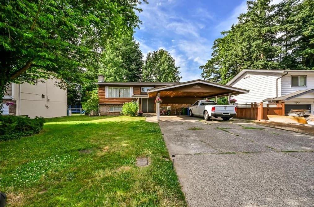 34487 PEARL AVENUE, Abbotsford, BC — Residential for Sale - Photo 2
