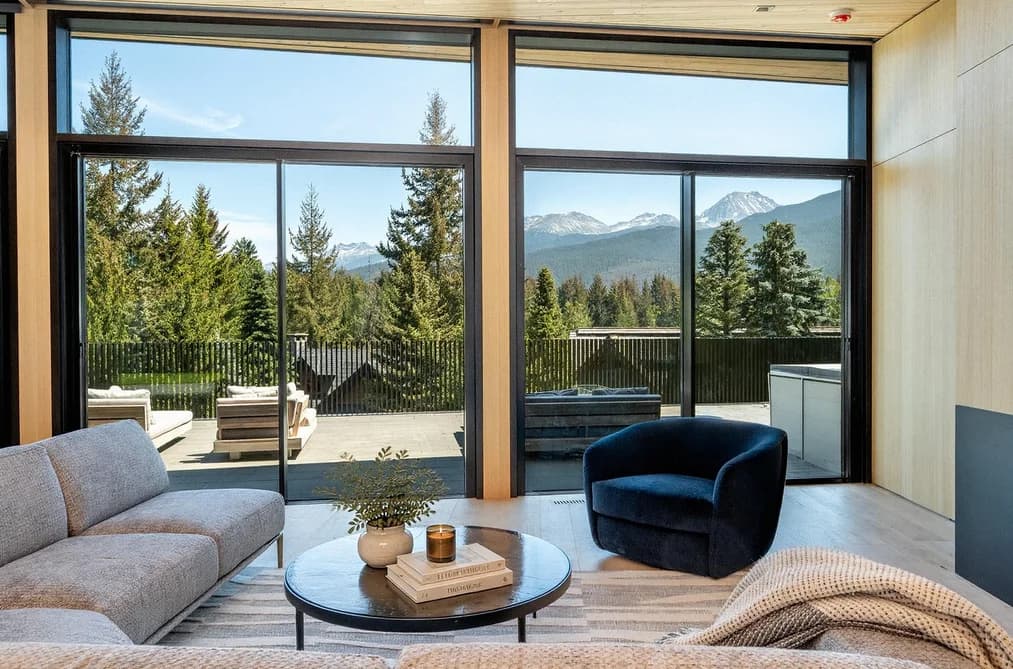 3452 BLUEBERRY DRIVE, Whistler, BC — Residential for Sale - Photo 2