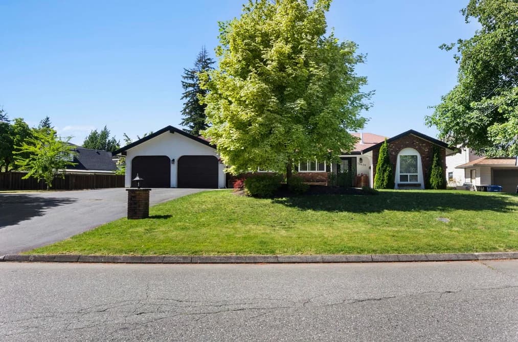 34629 ASCOTT AVENUE, Abbotsford, BC — Residential for Sale - Main Photo