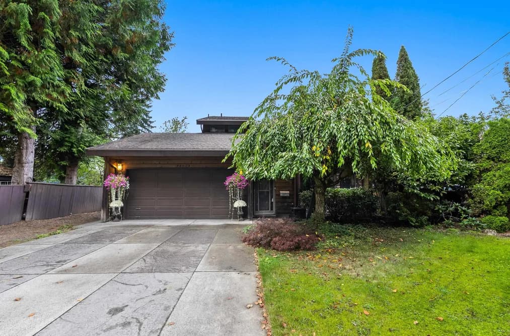 34629 IMMEL STREET, Abbotsford, BC — Residential for Sale - Photo 2