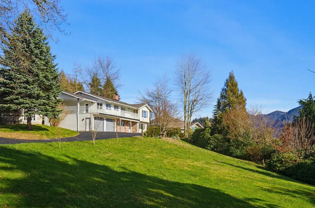 34639 DUNN STREET, Mission, BC — Residential for Sale - Photo 2