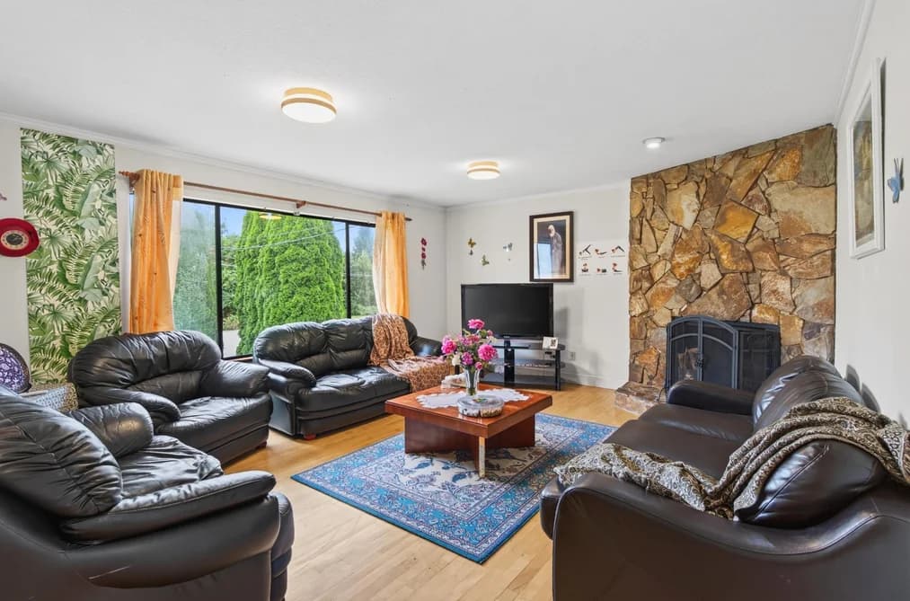 34757 MOFFAT AVENUE, Mission, BC — Residential for Sale - Photo 2