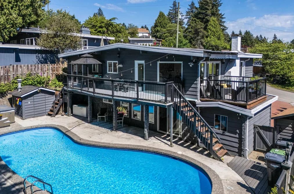 348 SEAFORTH CRESCENT, Coquitlam, BC — Residential for Sale - Main Photo
