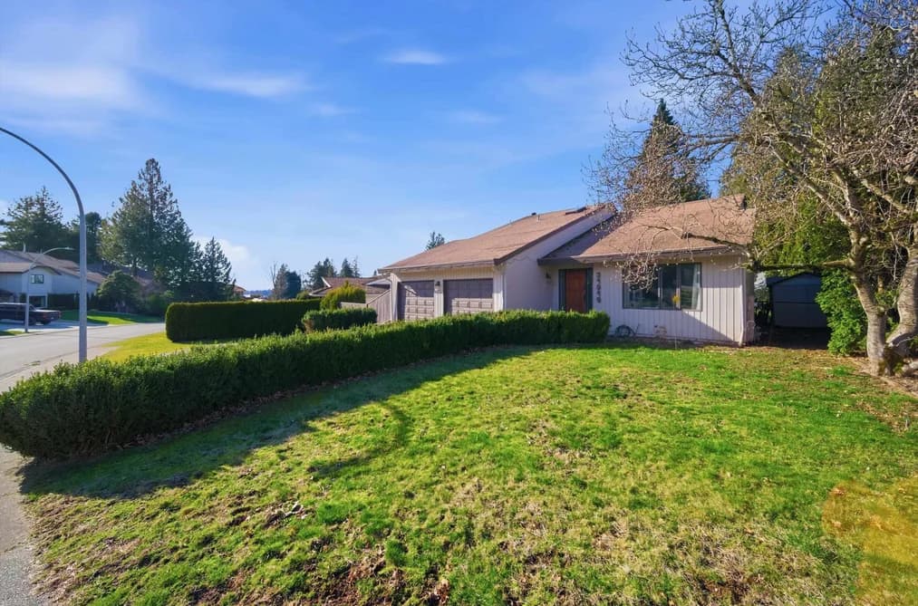 34949 EVERETT DRIVE, Abbotsford, BC — Residential for Sale - Main Photo