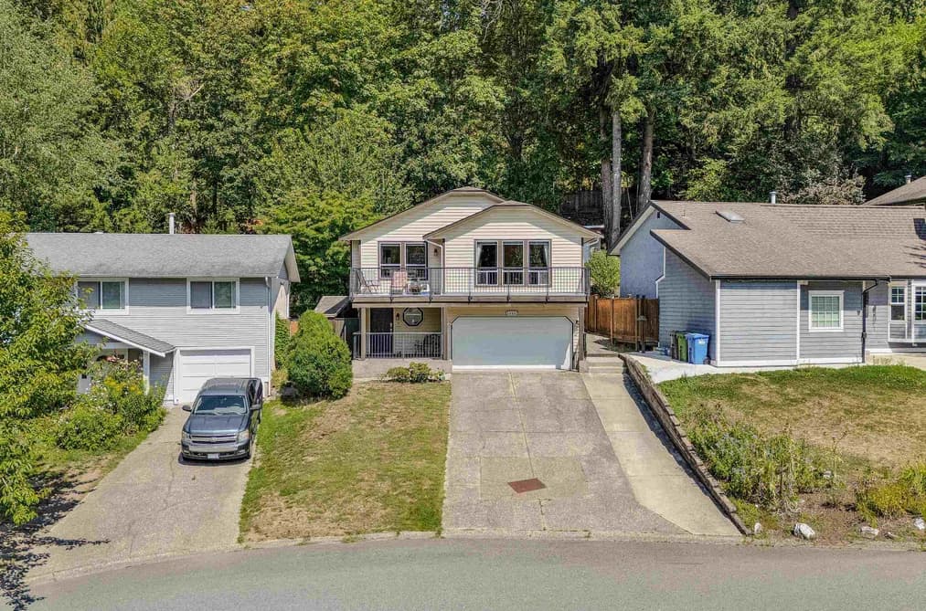 34981 BERNINA COURT, Abbotsford, BC — Residential for Sale - Photo 2