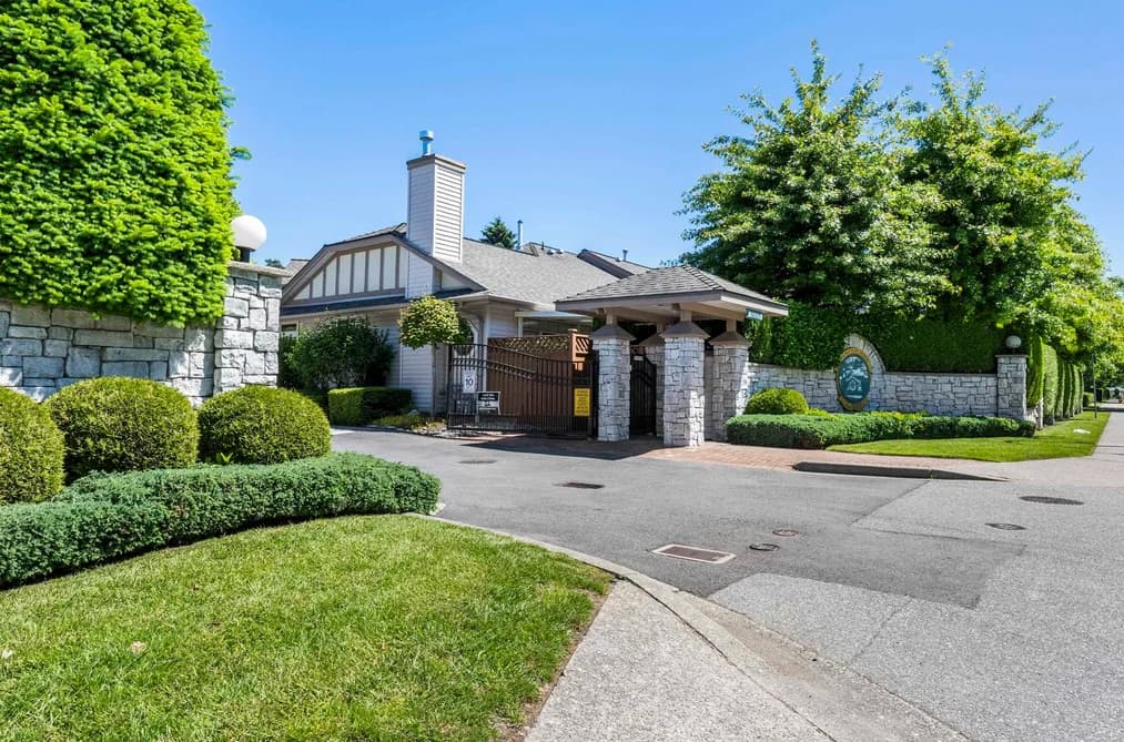 35 16325 82 AVENUE, Surrey, BC — Residential for Sale - Photo 2