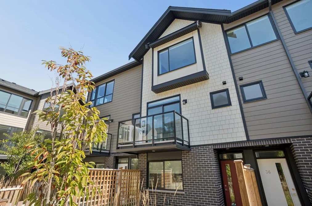 35 4337 BOUNDARY ROAD, Richmond, BC — Residential for Sale - Main Photo