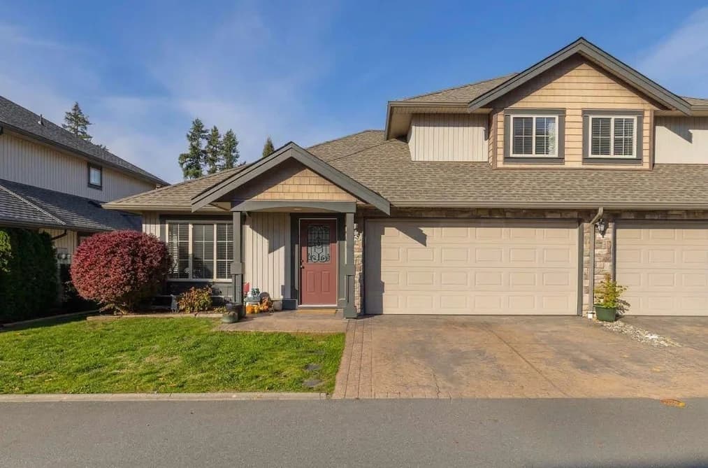 35 44523 MCLAREN DRIVE, Chilliwack, BC — Residential for Sale - Main Photo