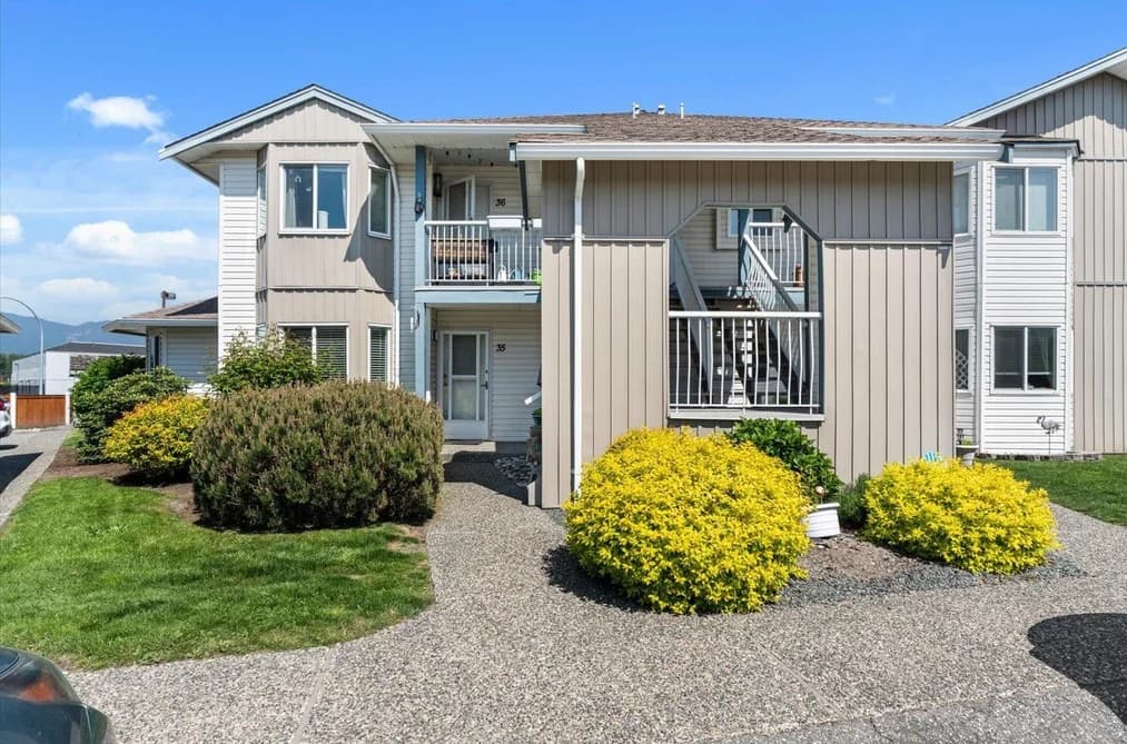 35 45435 KNIGHT ROAD, Chilliwack, BC — Residential for Sale - Main Photo