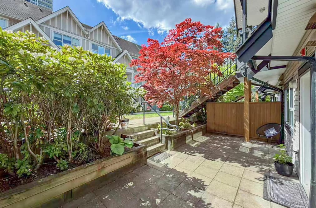 35 730 FARROW STREET, Coquitlam, BC — Residential for Sale - Photo 2