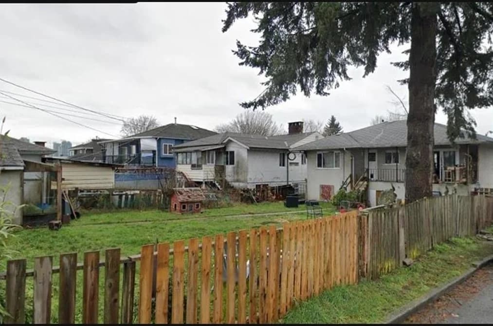 3507 MONMOUTH AVENUE, Vancouver, BC — Residential for Sale - Photo 2