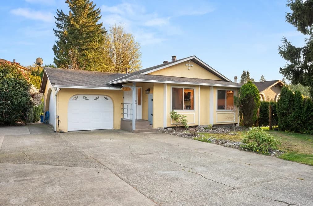 35186 SKEENA AVENUE, Abbotsford, BC — Residential for Sale - Main Photo
