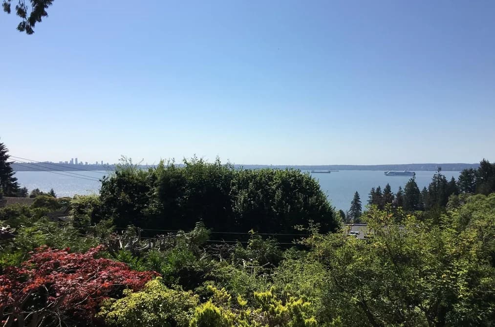 3519 MATHERS AVENUE, West Vancouver, BC — Residential for Sale - Photo 2