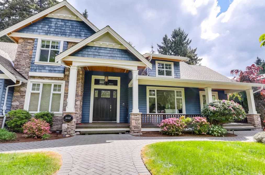 352 ST. JAMES CRESCENT, West Vancouver, BC — Residential for Sale - Main Photo
