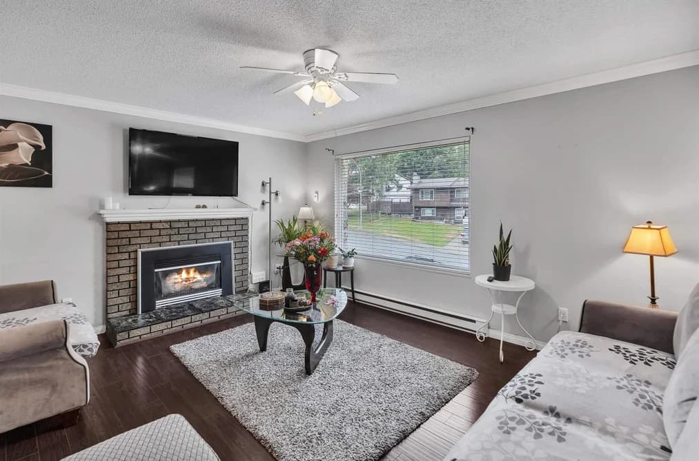 35224 MCKEE ROAD, Abbotsford, BC — Residential for Sale - Photo 2