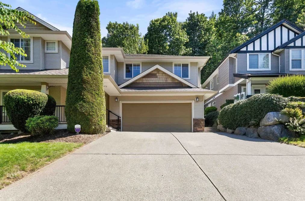 35347 KINLOCH PLACE, Abbotsford, BC — Residential for Sale - Main Photo