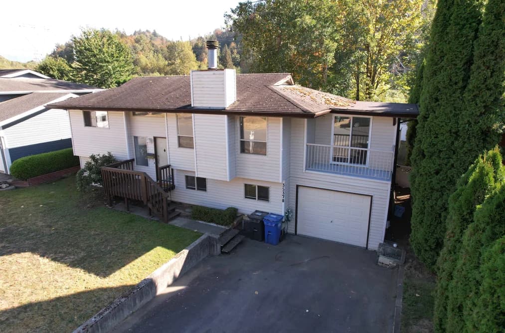 35378 WELLS GRAY AVENUE, Abbotsford, BC — Residential for Sale - Main Photo
