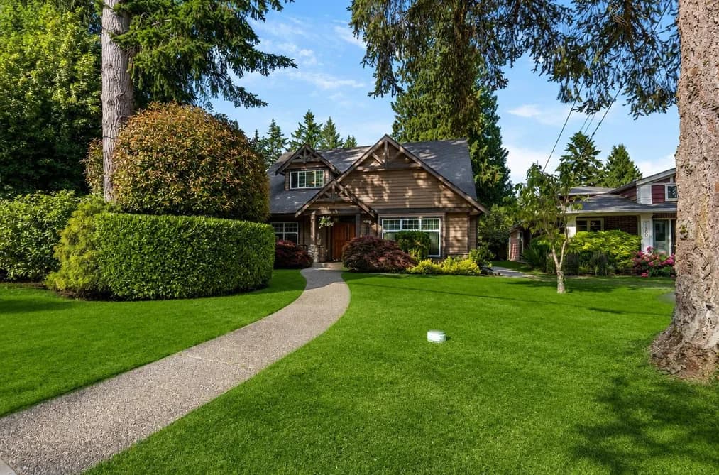 3538 BLUEBONNET ROAD, North Vancouver, BC — Residential for Sale - Photo 2