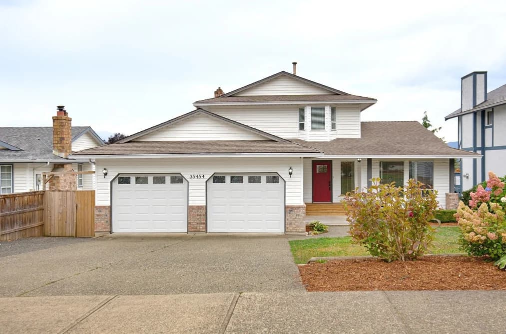 35454 STAFFORD DRIVE, Abbotsford, BC — Residential for Sale - Main Photo