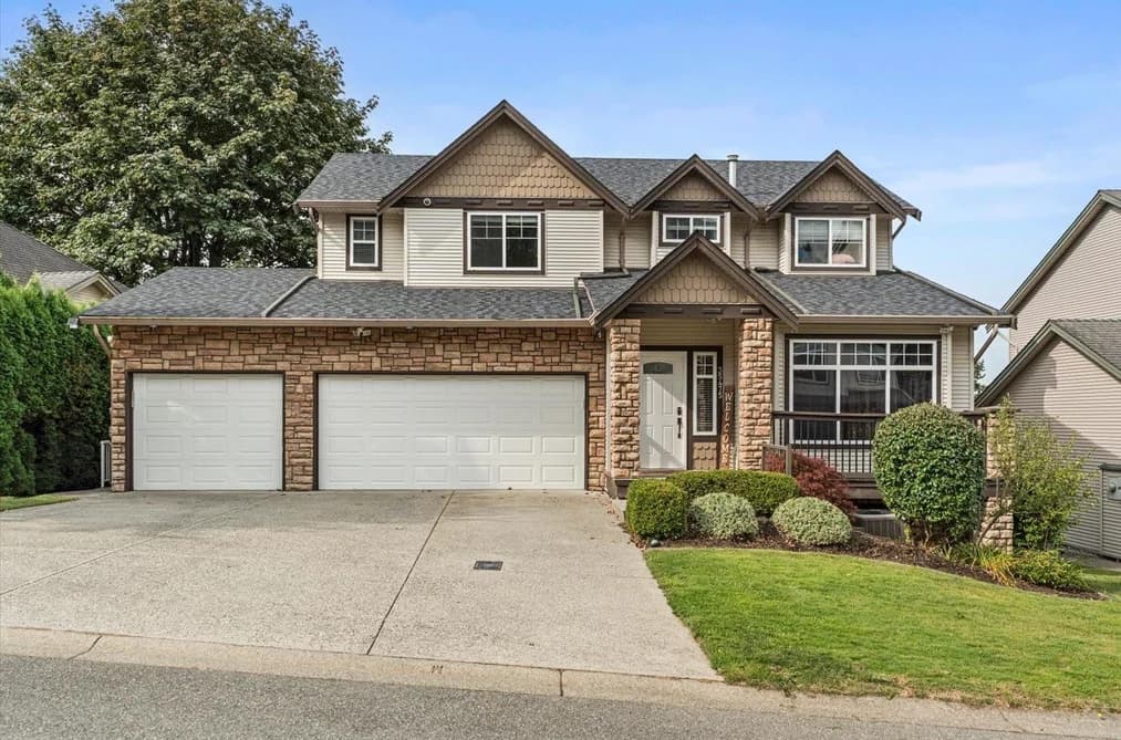 35475 STRATHCONA COURT, Abbotsford, BC — Residential for Sale - Main Photo