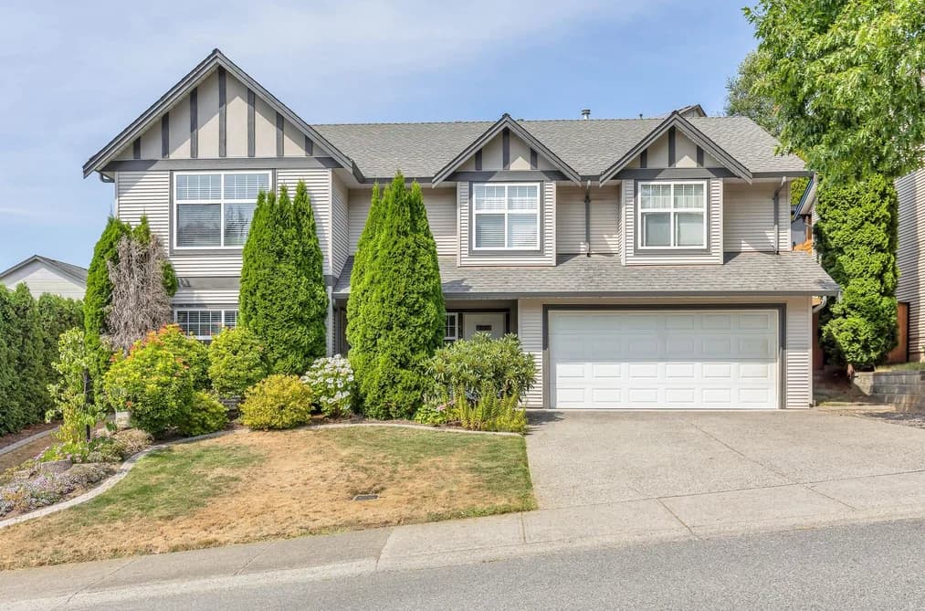 35479 TWEEDSMUIR DRIVE, Abbotsford, BC — Residential for Sale - Main Photo