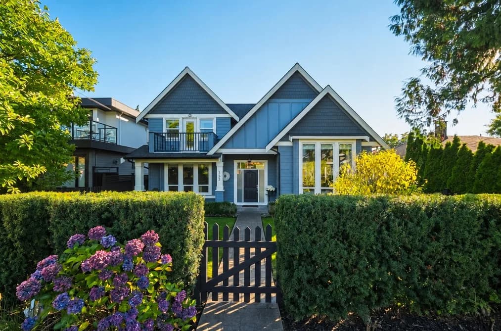 355 E 15TH STREET, North Vancouver, BC — Residential for Sale - Main Photo