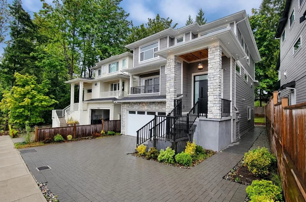3555 MONSON CRESCENT, Coquitlam, BC — Residential for Sale - Photo 2