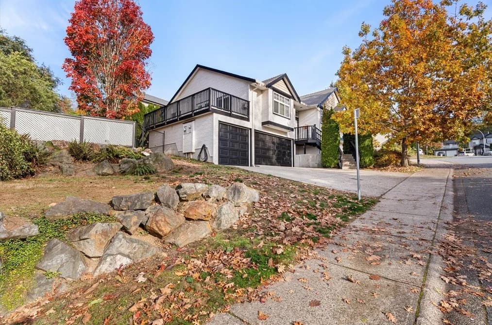 35553 TWEEDSMUIR DRIVE, Abbotsford, BC — Residential for Sale - Main Photo