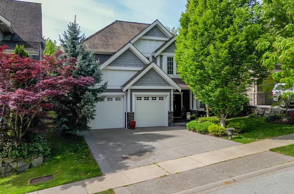 35576 GOODBRAND DRIVE, Abbotsford, BC — Residential for Sale - Photo 2