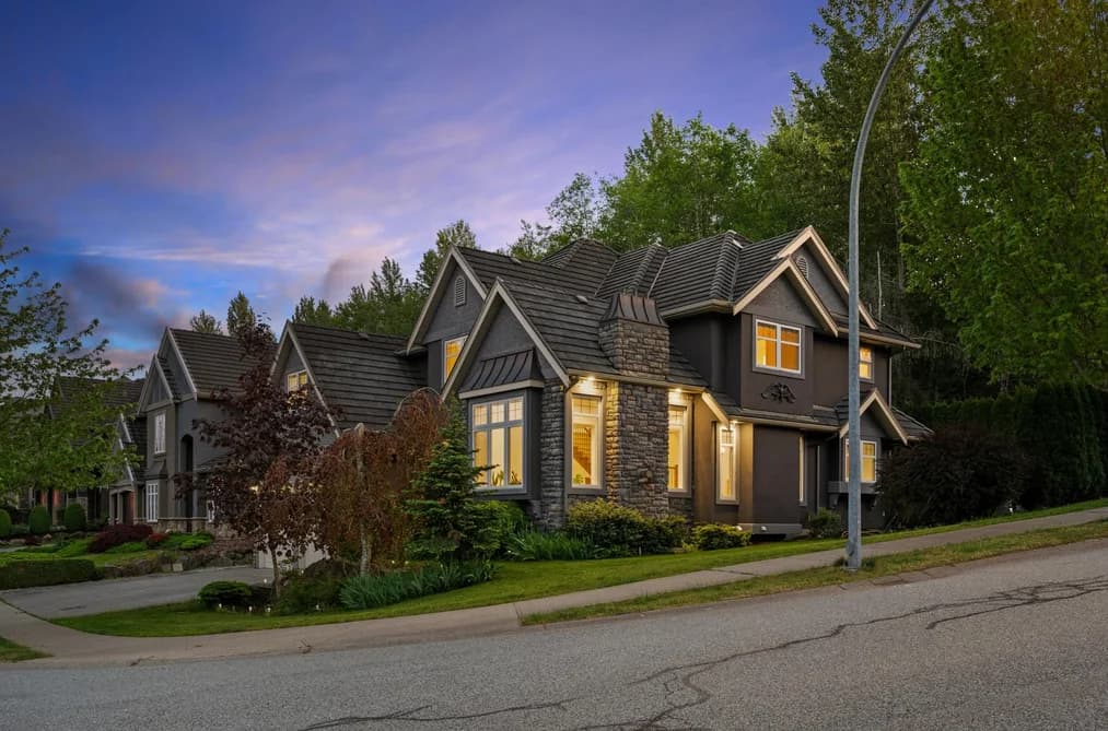 35593 JADE DRIVE, Abbotsford, BC — Residential for Sale - Photo 2