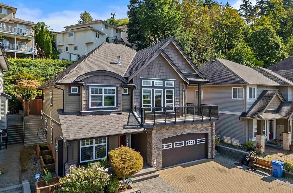 35599 ZANATTA LANE, Abbotsford, BC — Residential for Sale - Photo 2