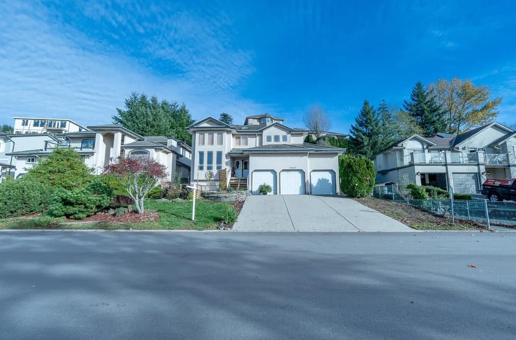 35683 TIMBERLANE DRIVE, Abbotsford, BC — Residential for Sale - Main Photo