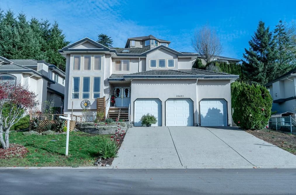 35683 TIMBERLANE DRIVE, Abbotsford, BC — Residential for Sale - Photo 2