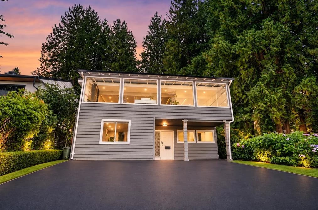 3570 LONSDALE AVENUE, North Vancouver, BC — Residential for Sale - Photo 2