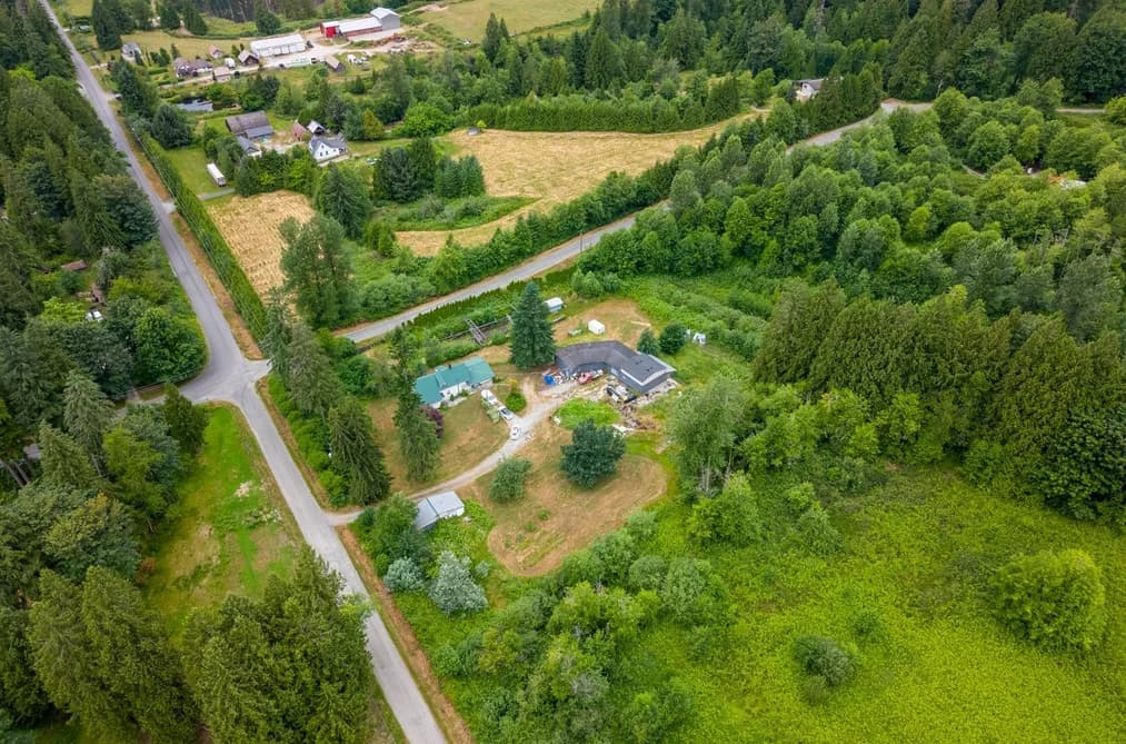 35745 DURIEU ROAD, Mission, BC — Residential for Sale - Photo 2