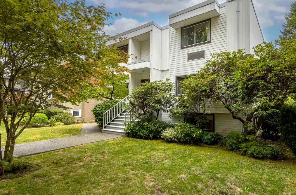 3578 W 34TH AVENUE, Vancouver, BC — Residential for Sale - Photo 2