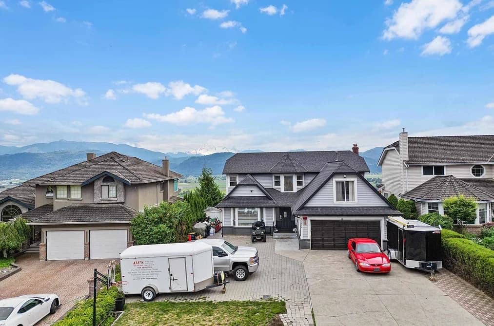 35834 EAGLECREST DRIVE, Abbotsford, BC — Residential for Sale - Main Photo