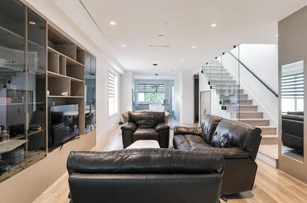 3586 W 42ND AVENUE, Vancouver, BC — Residential for Sale - Photo 2