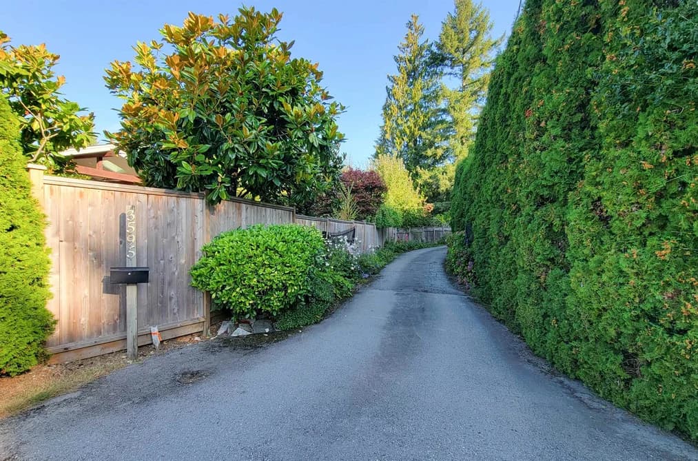 3595 WELLINGTON CRESCENT, North Vancouver, BC — Residential for Sale - Photo 2