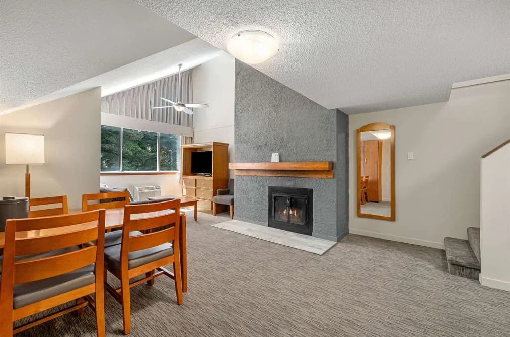 360 4429 SUNDIAL PLACE, Whistler, BC — Residential for Sale - Photo 2