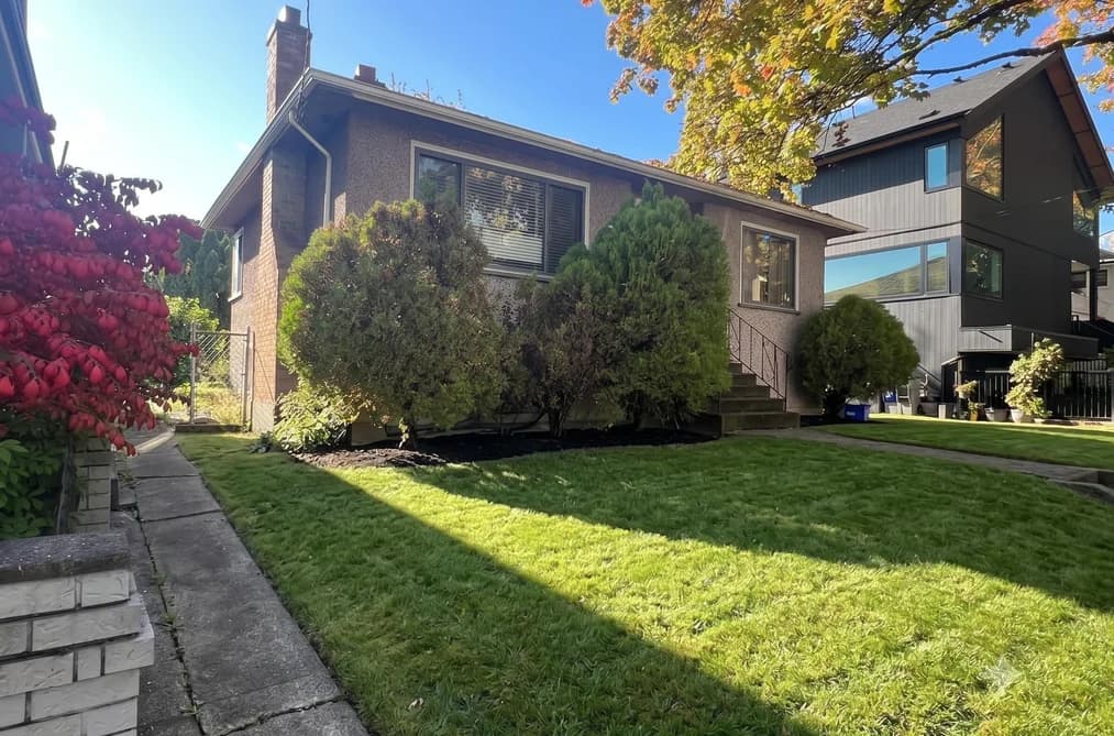 360 E 24TH AVENUE, Vancouver, BC — Residential for Sale - Main Photo