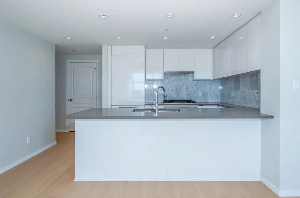 3603 5883 BARKER AVENUE, Burnaby, BC — Residential for Sale - Photo 2