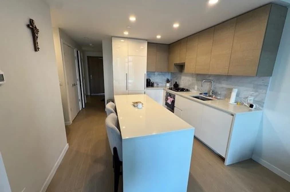 3609 4168 LOUGHEED HIGHWAY, Burnaby, BC — Residential for Sale - Photo 2