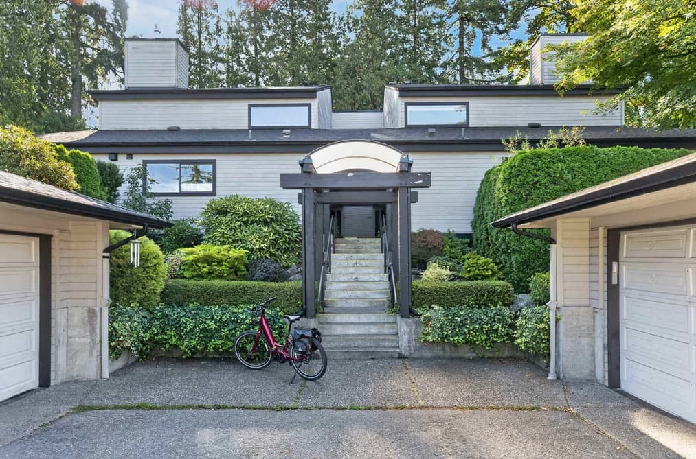 3626 NICO WYND DRIVE, Surrey, BC — Residential for Sale - Photo 2