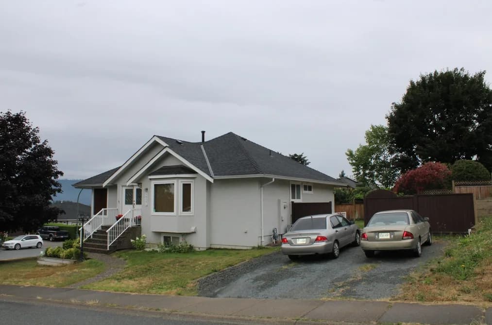 36381 COUNTRY PLACE, Abbotsford, BC — Residential for Sale - Main Photo