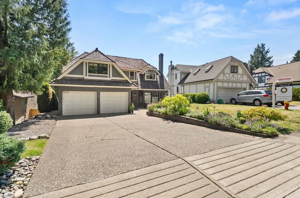 366 BALFOUR DRIVE, Coquitlam, BC — Residential for Sale - Photo 2