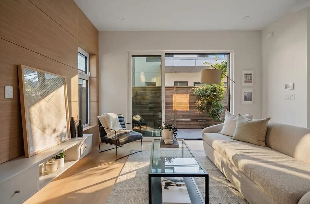 366 E 23RD AVENUE, Vancouver, BC — Residential for Sale - Main Photo
