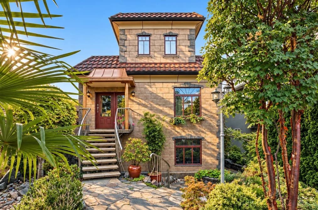368 E 33RD AVENUE, Vancouver, BC — Residential for Sale - Main Photo