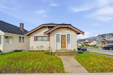 House for sale at 3690 Dundas Street Vancouver British Columbia - MLS: R3104123